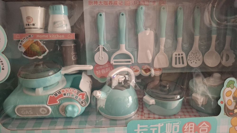 Игрушки новые в упаковке