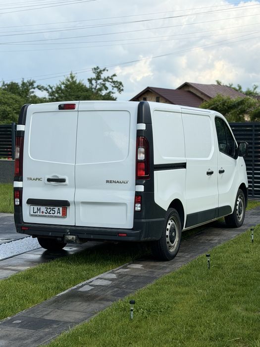 RENAULT Trafic 2016 — imagine 4