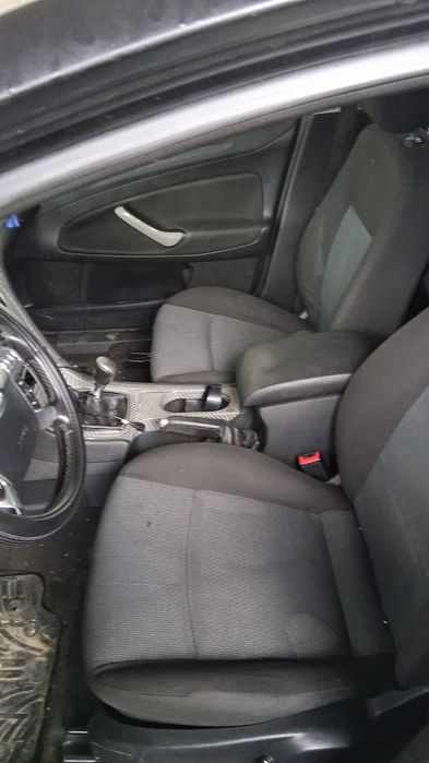 Ford Mondeo mk4 1.8