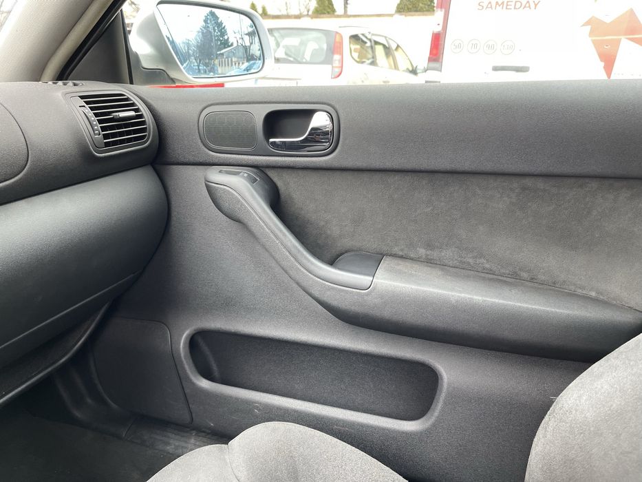 Audi A3 1.6 benzina automat