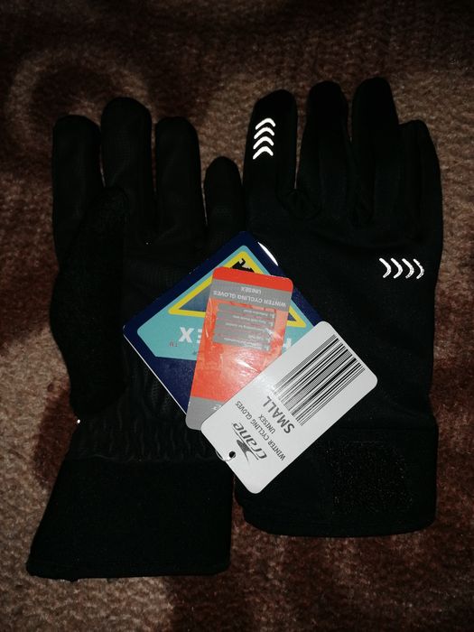 Дамски ръкавици за спорт