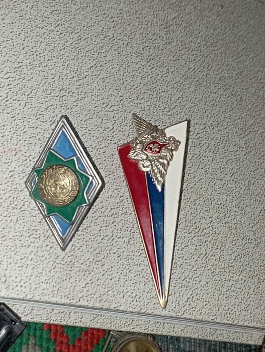 Tanga medal zinachik va antikvar buyumlar hammasi optim sotiladi