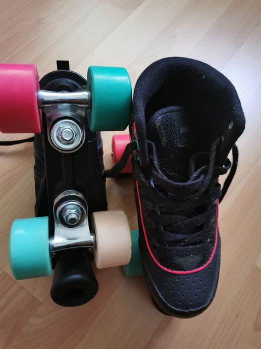 Patine cu rotile copii.
