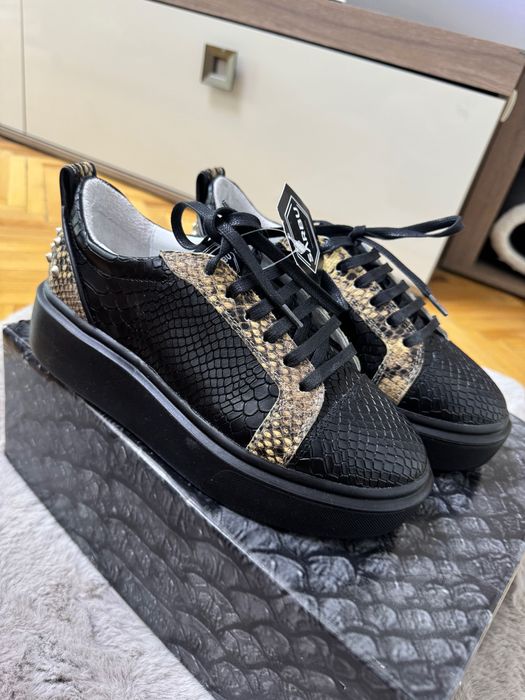 Sneakers marimea 39