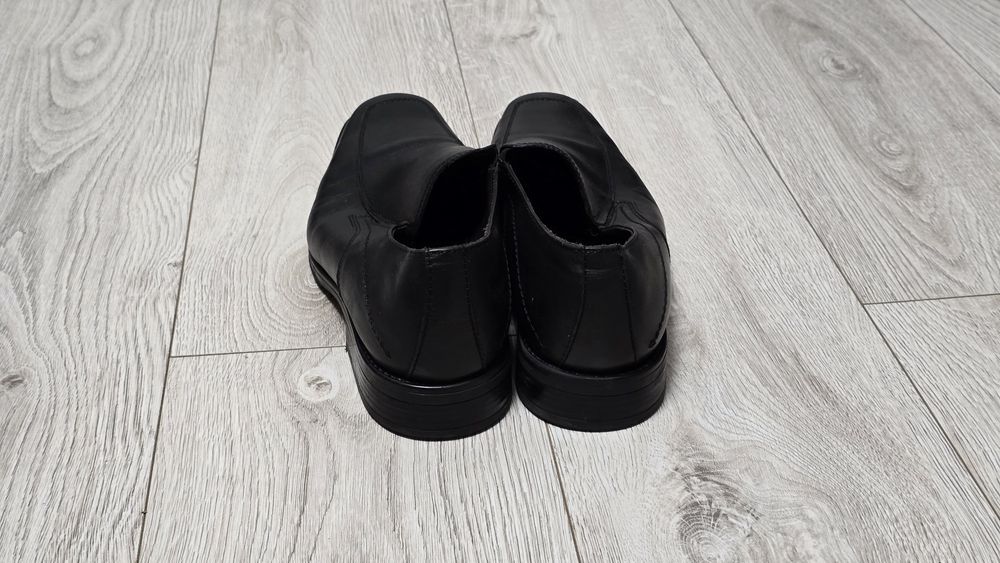 Pantof fără șiret