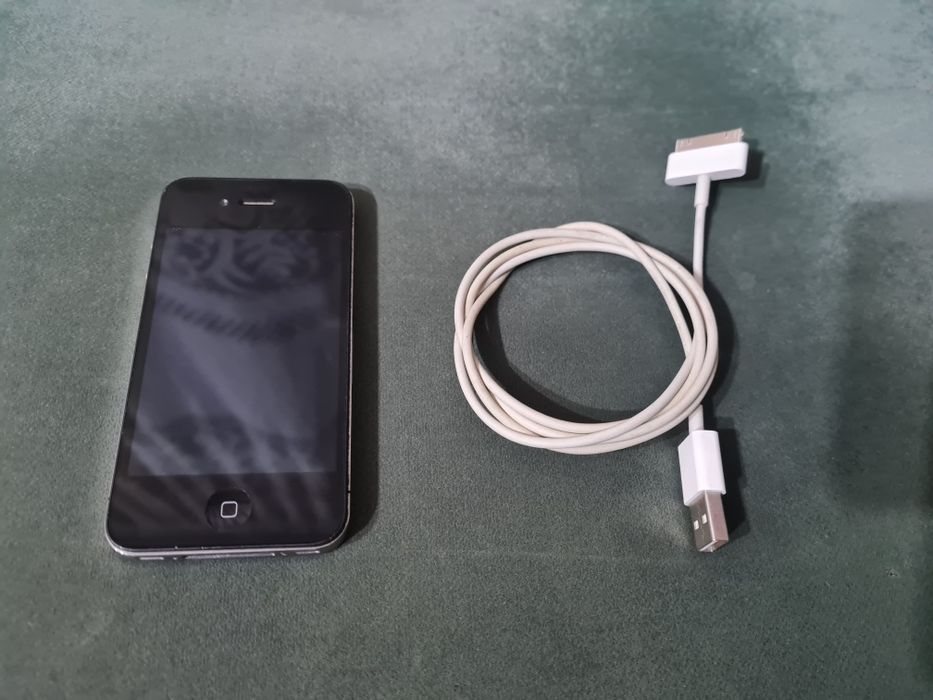 Iphone 4 telefon retro de colectie