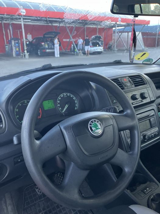 SKODA 100 2010 — imagine 3