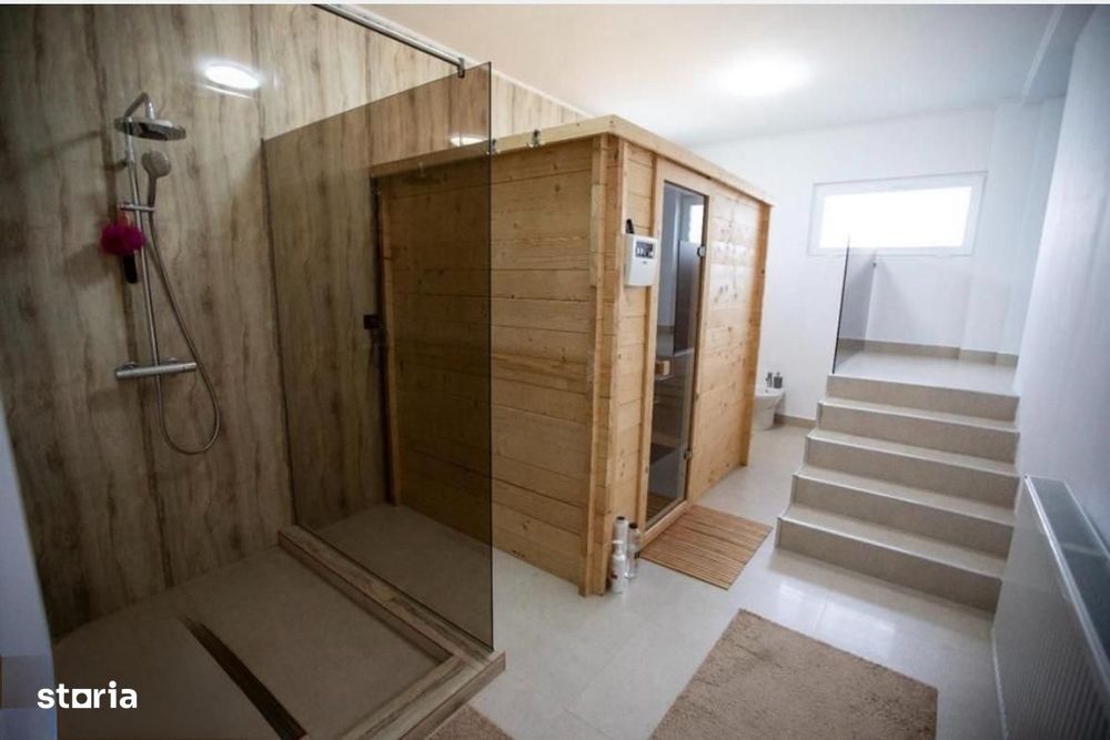 Casa cu piscina,sauna,sala fitness si garaj - Cartier Progresu