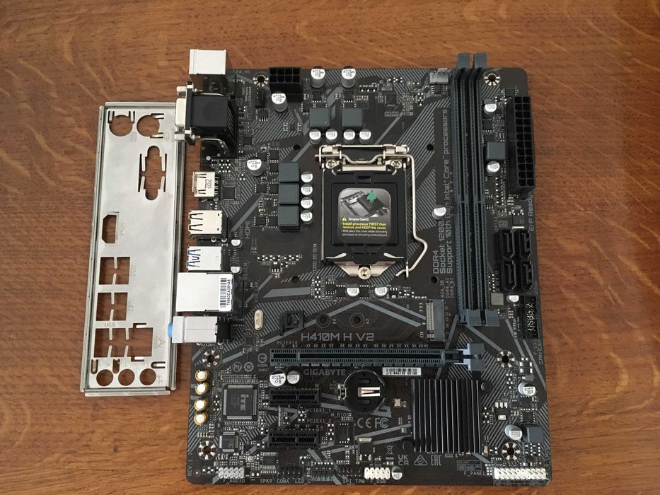 Комплектующие на компьютер, читать описание