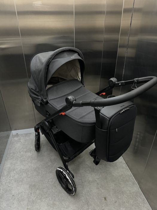 Продам коляску Anex IQ 3 в 1 в отличном состоянии.