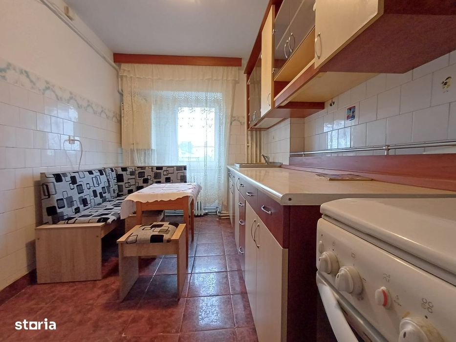 Apartament 3 Camere Decomandat - Blv Independenţei- 550 euro