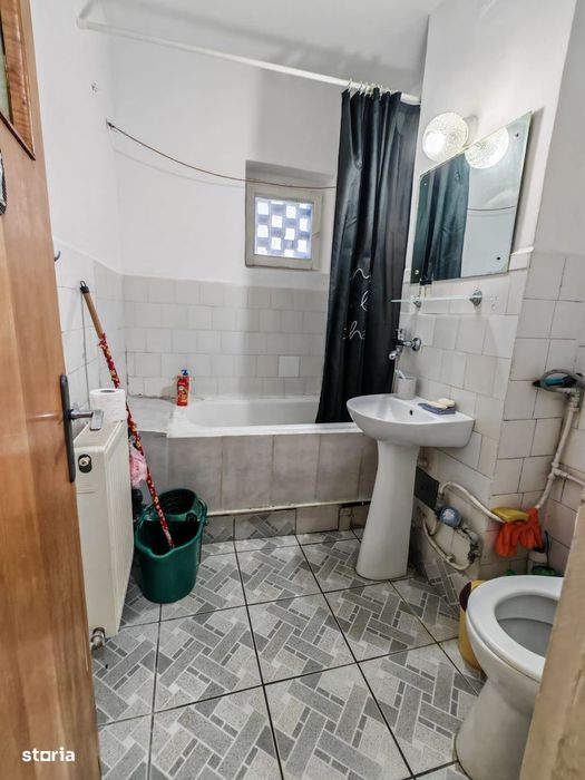 Apartament 2 camere Craiovei, etaj 2, centrala termica, confort 1