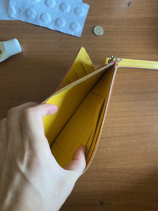 кошелек кожаный