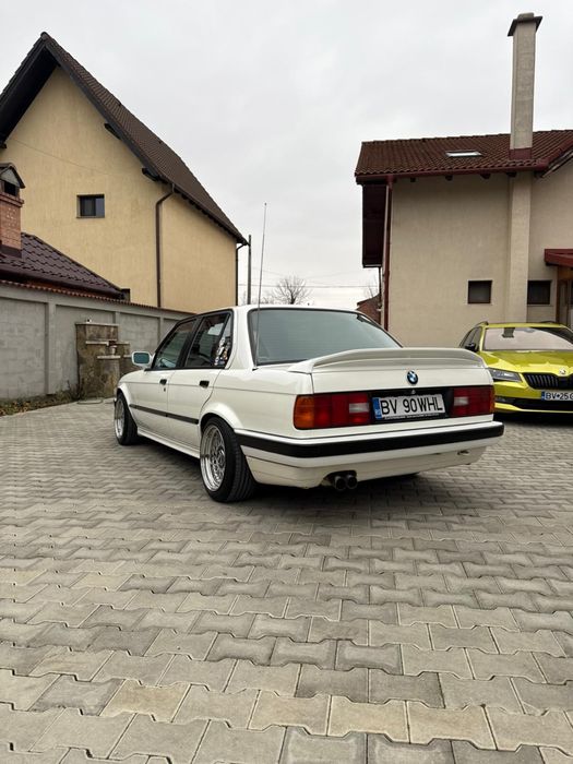 BMW Seria 3 1990 — imagine 2