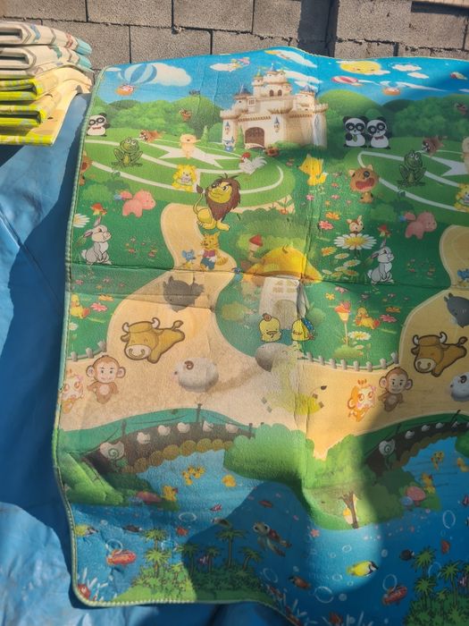 Детский коврик для игр