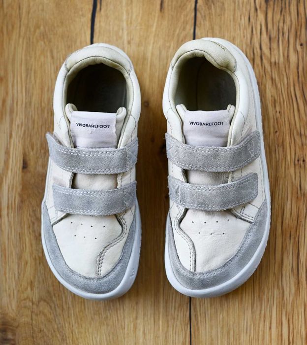 Vivobarefoot marime 29