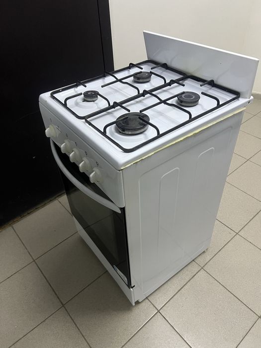 Продам газ плиту