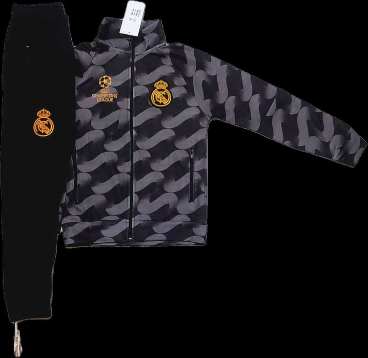 Екип с дълъг Ръкав Реал Мадрид 2 цвята Анцузи МБАПЕ + Други комплекти