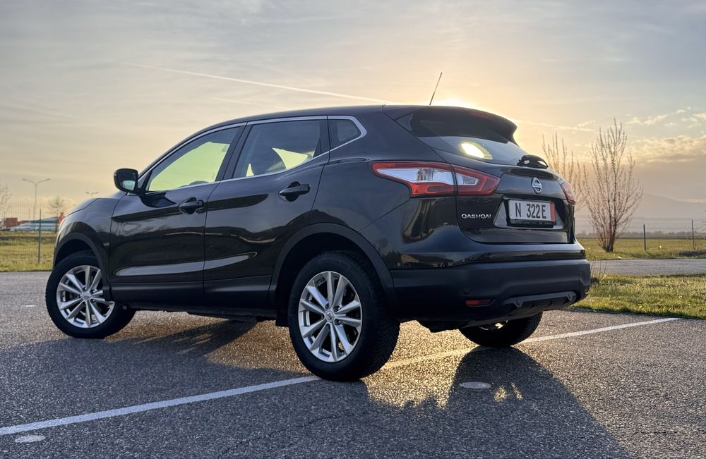 Nissan qashqai 1.2 benzina/jante / semzori parcare