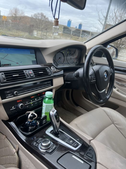 Dezmembrez Bmw Seria 5 f10 2.0d