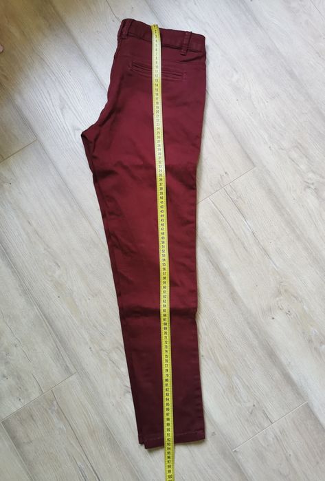 Pantaloni skinny roșu burgund  C&A