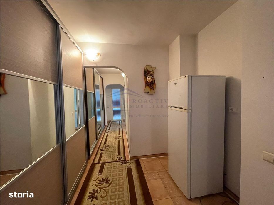 Apartament cu 3 camere, Obcini, Etaj 2, 3c-4698