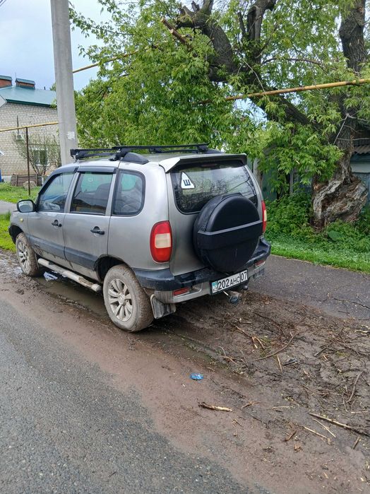 Продам машину Нива Шевроле