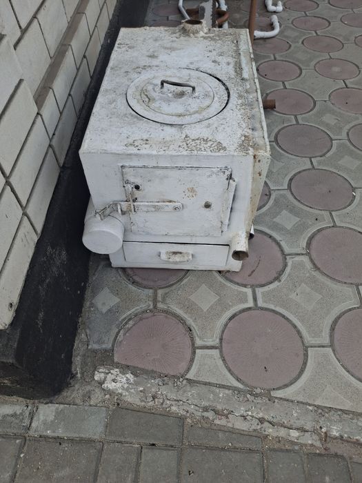 Продам печку. Цена 40 000 тг.