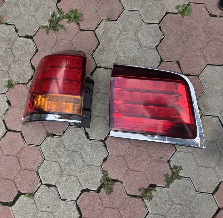 Задний фонарь на Lexus Lx 570