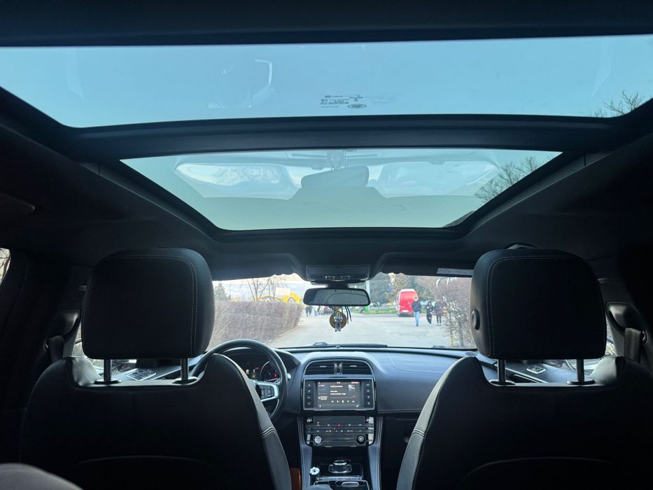 Jaguar f-pace R-Sport 2.0d 4x4 2017