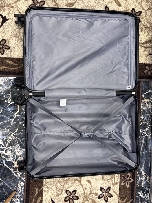 Topmove куфар с колелца