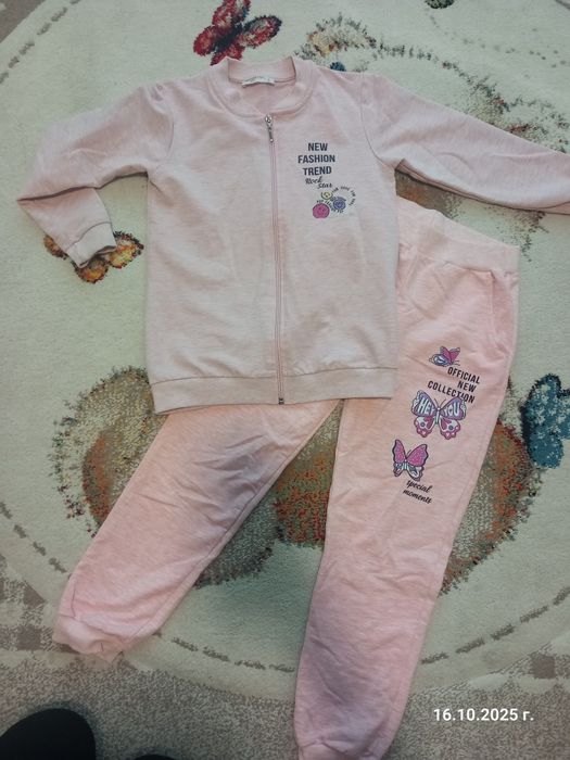 Дрешки 134 размер, кожена пола,Екип