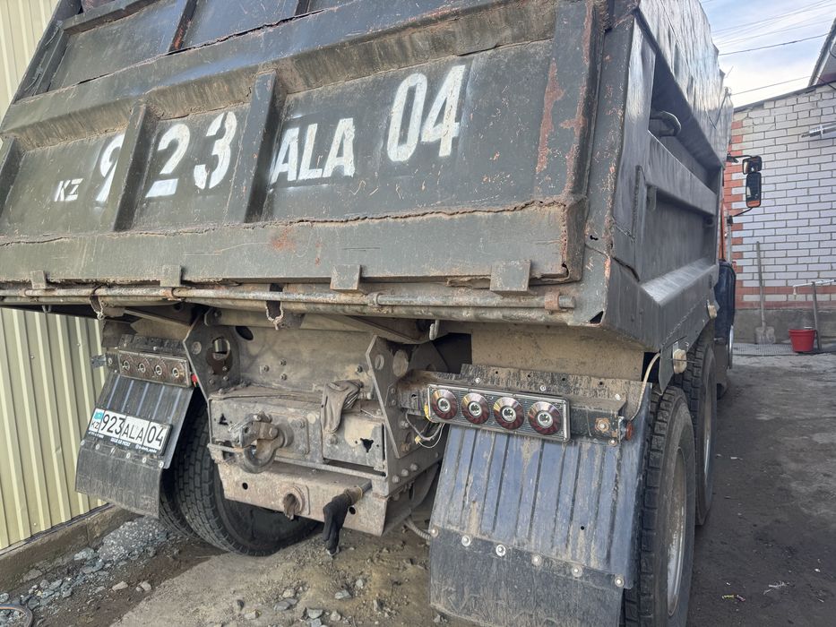 Камаз самосвал 55111