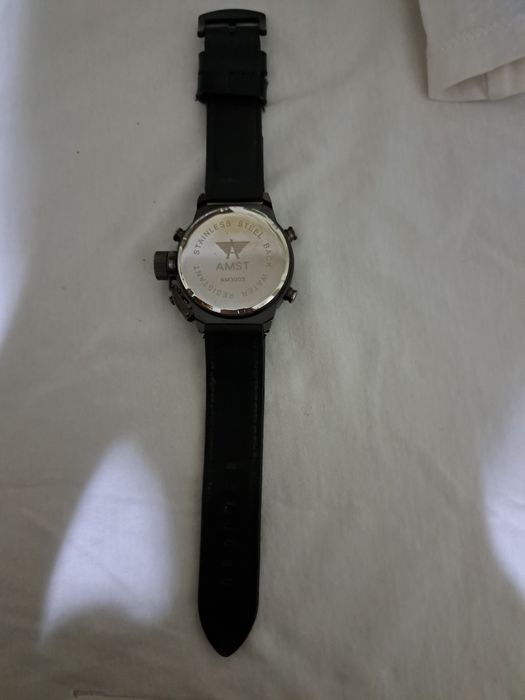 Наручные часы разные модели