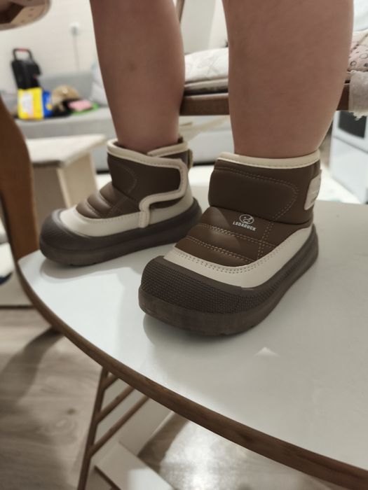 Зимние ботинки детские