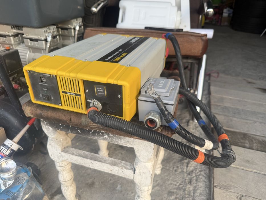 * xantrex 1800W инвертер 24в/110в - 220в оригинал USA для Truck
