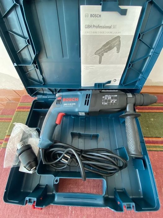 Перфоратор BOSCH