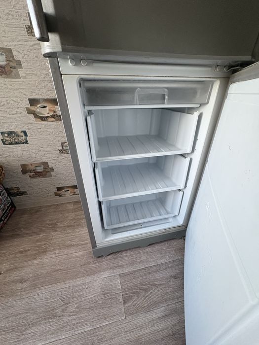 Продам Холоделник 70000 тг