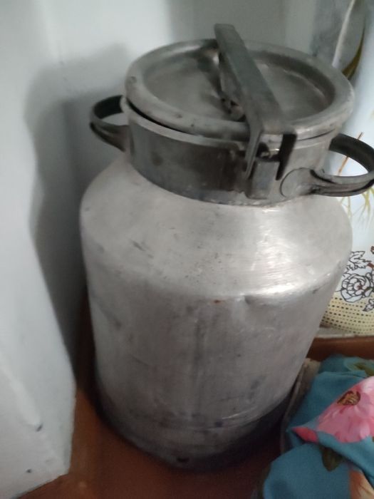 Фляги тиски инструменты меняю