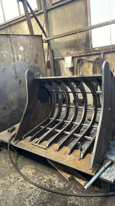 Cupa Grilata (Skeletron) pentru excavator 22-26 tone