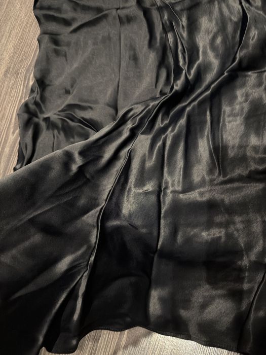 Юбка черная шелк