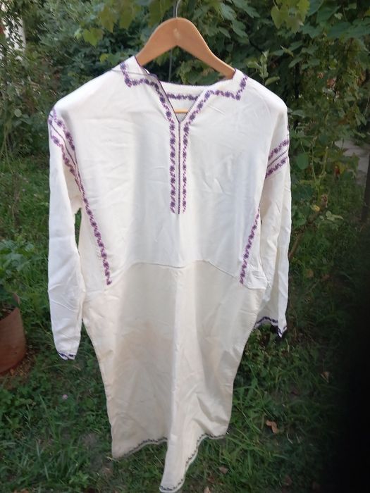 Rochie ,ie traditionala, mostenire