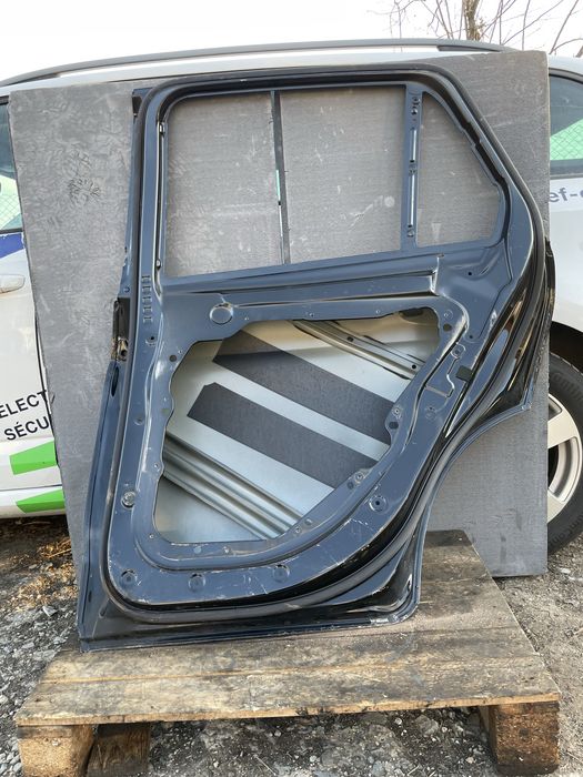 Задна дясна врата да Mercedes GLC X253 Мерцедес ГЛЦ 2015-2022г