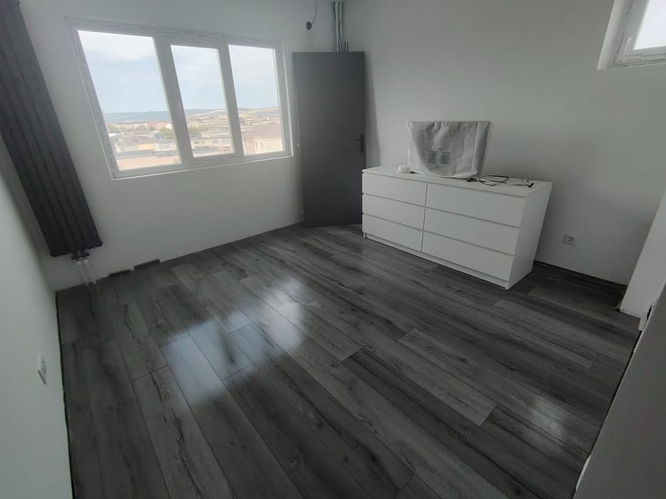 Apartament 3 camere Podul Gruii