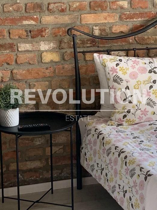 Дава се под наем Къща в к.к. Св.Св. Константин и Елена - 120 кв.м за 2493.39 € - Снимка #2