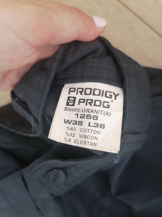 Pantaloni eleganți barbati