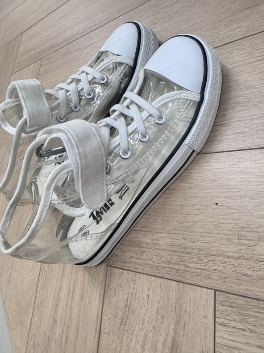 Прозрачные кеды