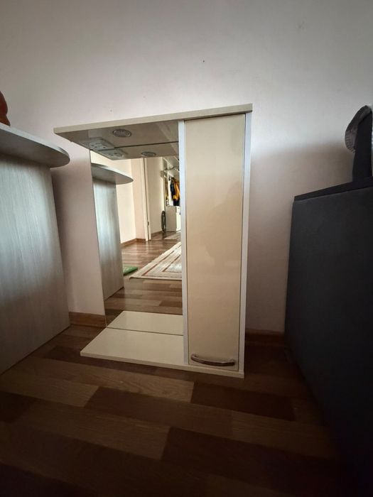 Продам шкафчик в ванную