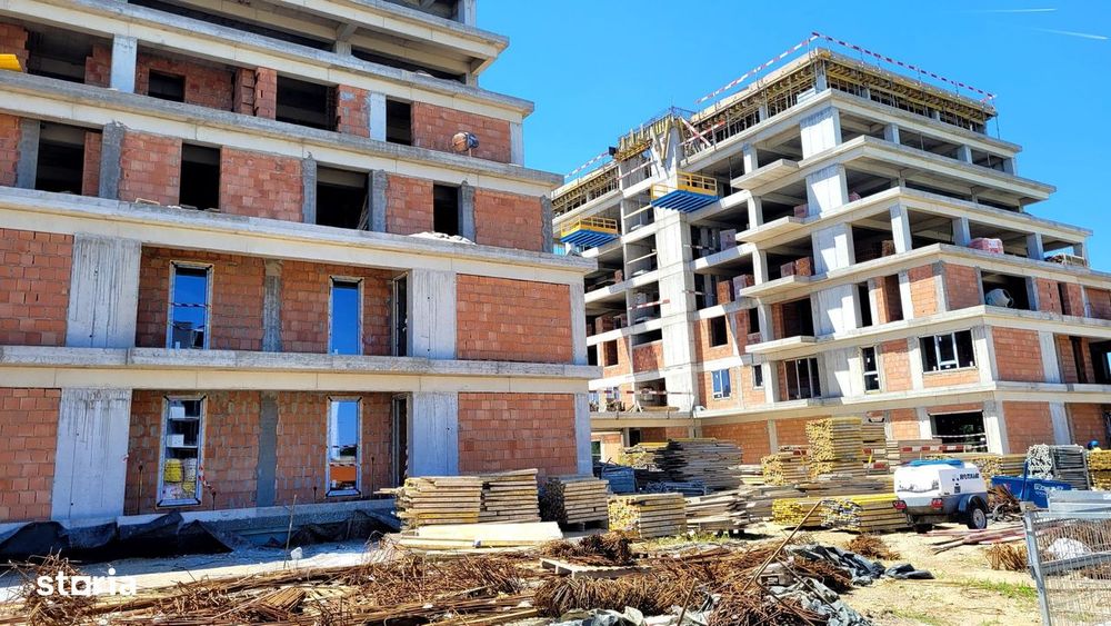 Apartament 3 camere, 2 bai - Complex de Lux, lift, parcari subterane