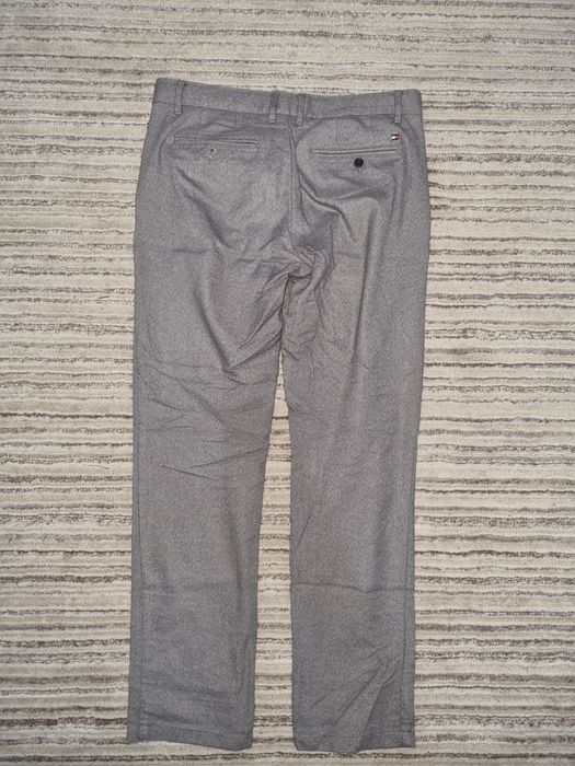 Vand pantaloni Tommy  Hilfiger 32/32